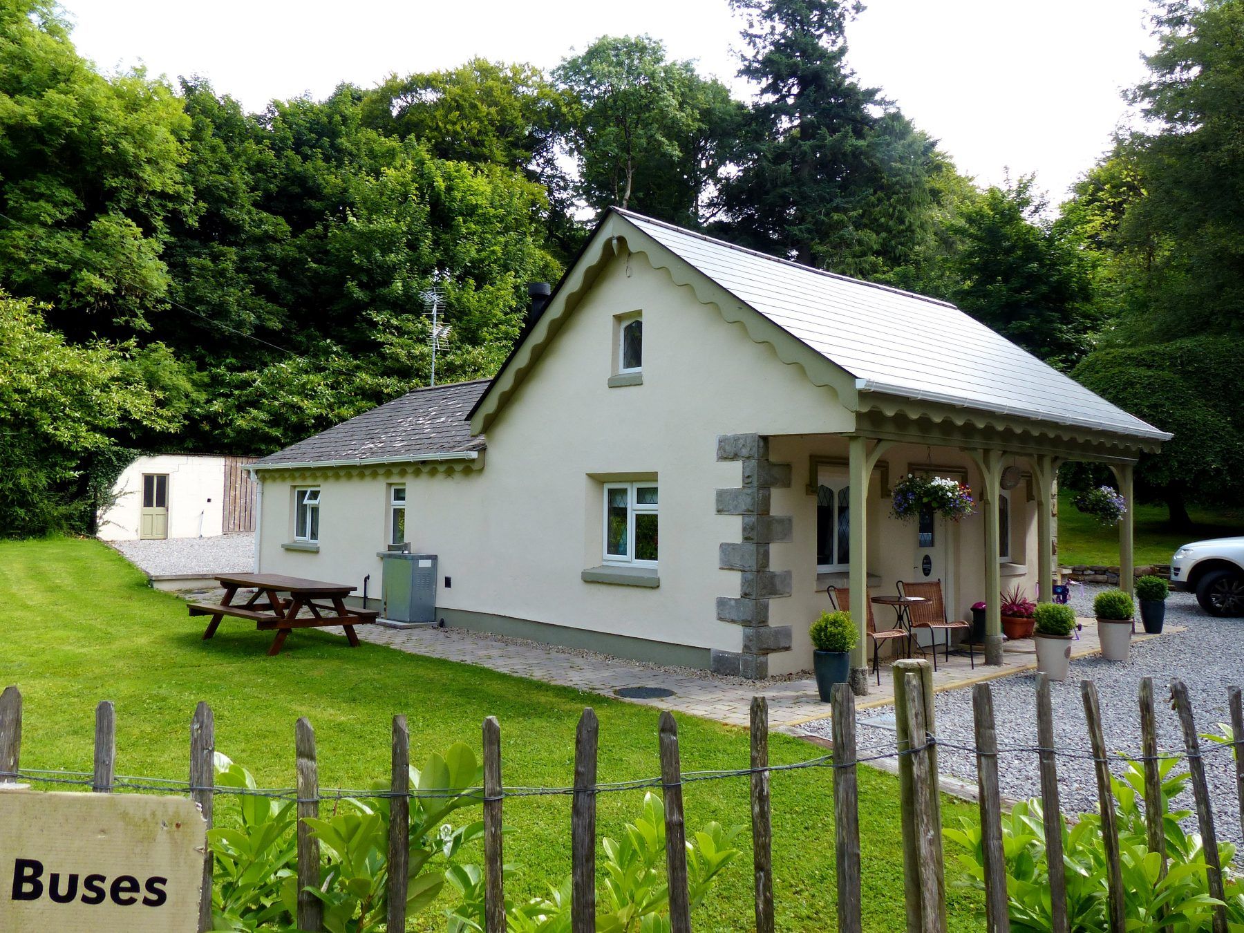 The Gate Lodge 5 Star Self Catering Apartment