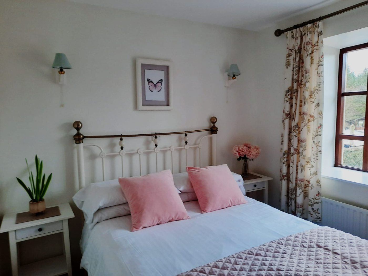 Bedroom in Laurel Self Catering Apartment at Blessingbourne Estate fivemiletown